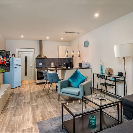 Tiny House In Duisburg By Junik Apartments Zewnętrze zdjęcie